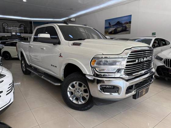 RAM 3500 6.7 I6 TURBO DIESEL LARAMIE CD 4X4 AUTOMÁTICO RAM 3500 6.7 I6 TURBO DIESEL LARAMIE CD 4X4 AUTOMÁTICO